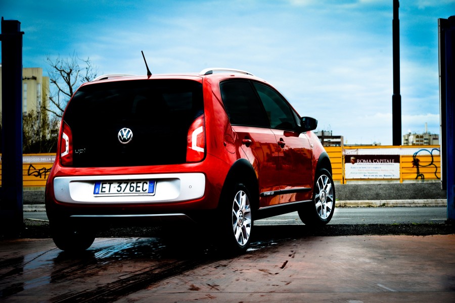 Volkswagen Cross Up! ®lucaromano