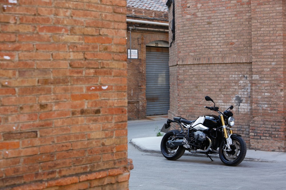 BMW R nineT