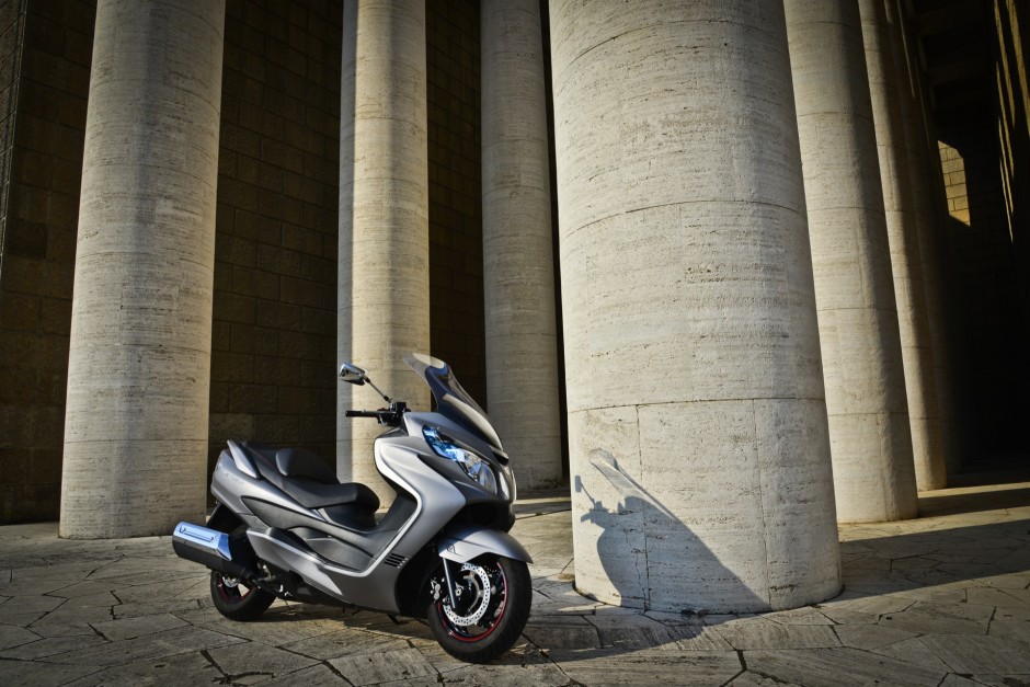 SUZUKI BURGMAN 400 LUX ABS © luca romano