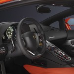 LAMBORGHINI AVENTADOR