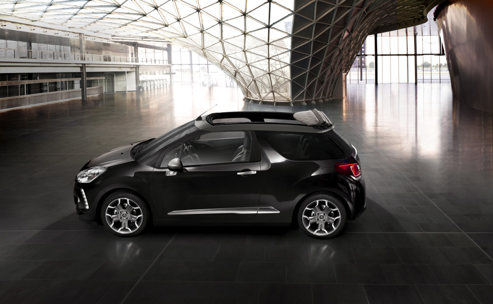 Citroen DS3 Cabrio Vogue Fashion's Night Out @ drivelife magazine.it