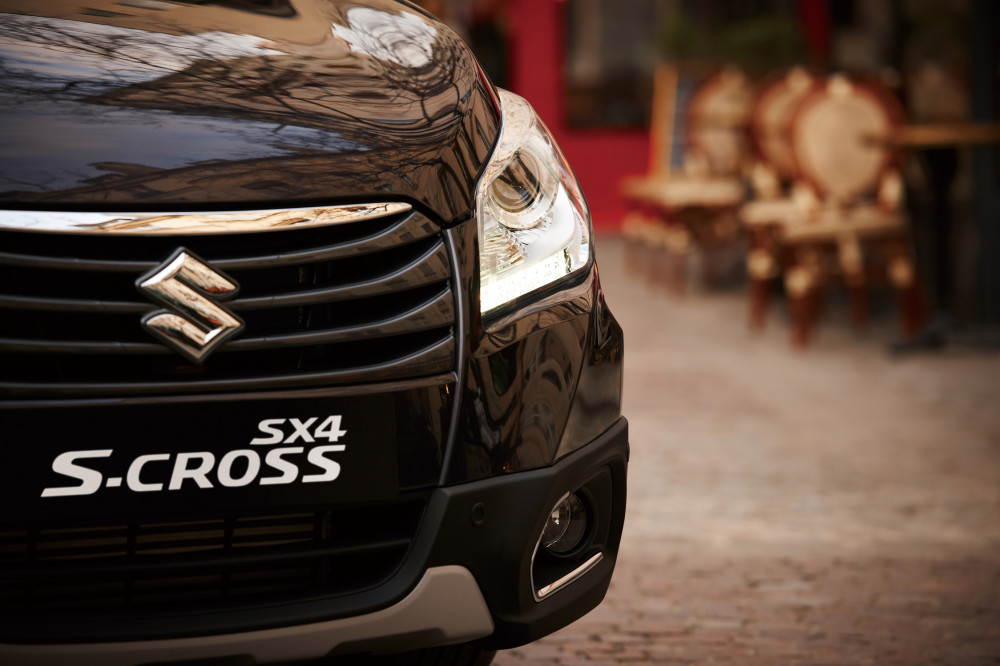 SUZUKI SX4 S-CROSS @drivelife