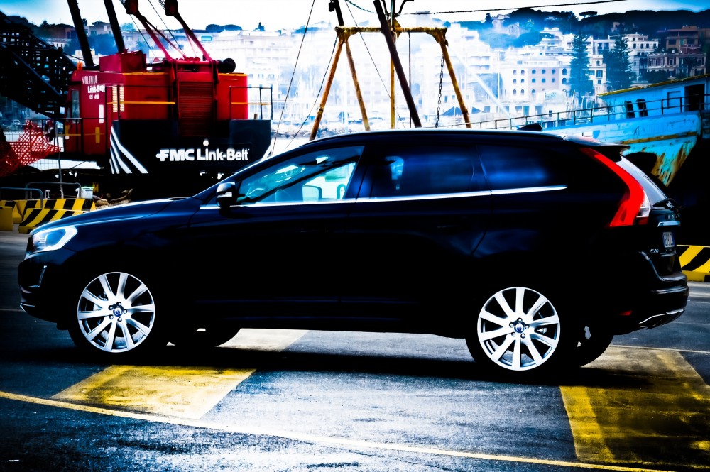 VOLVO XC60 D4 VISTA DA LEI