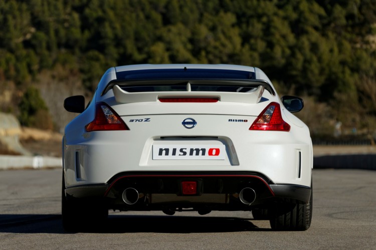 la-nissan-370z-nismo-sara-presentata-al-salone-di-ginevra-images04