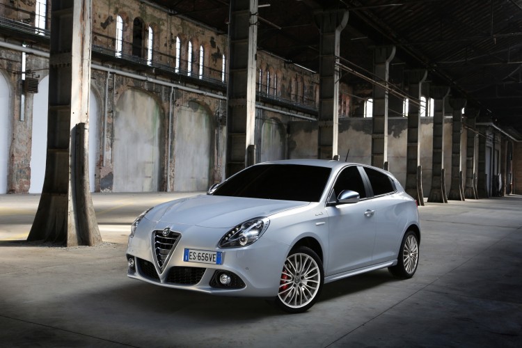 131021_AR_giulietta_my14_01 ALFA ROMEO GIULIETTA MODELLO 2014 @ DRIVELIFE