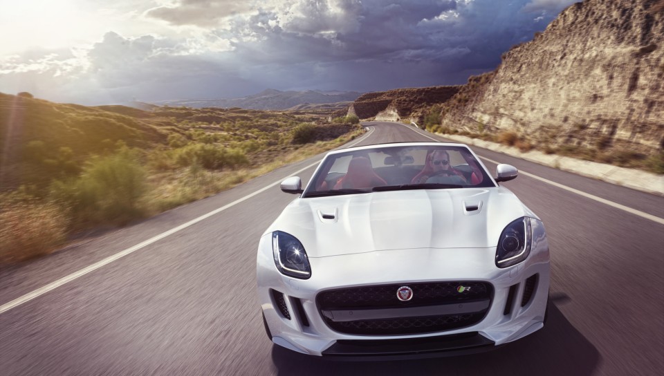JAGUAR F-TYPE R AWD