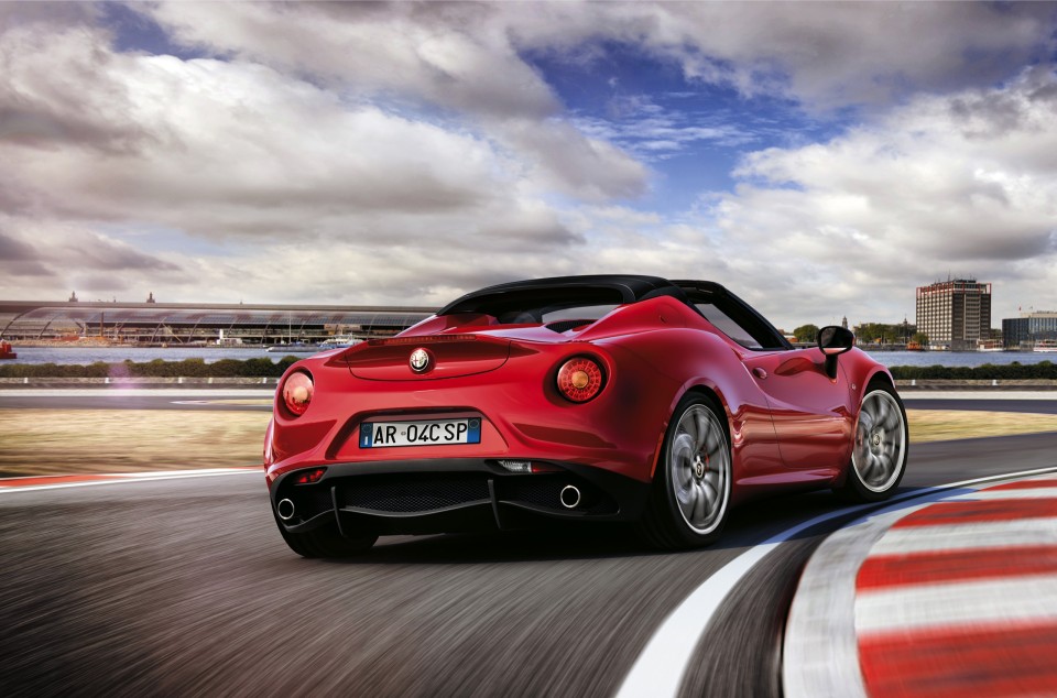 ALFA ROMEO 4C SPIDER