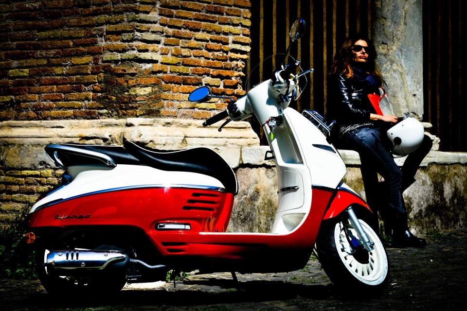 PEUGEOT SCOOTERS DJANGO ©lucaromano