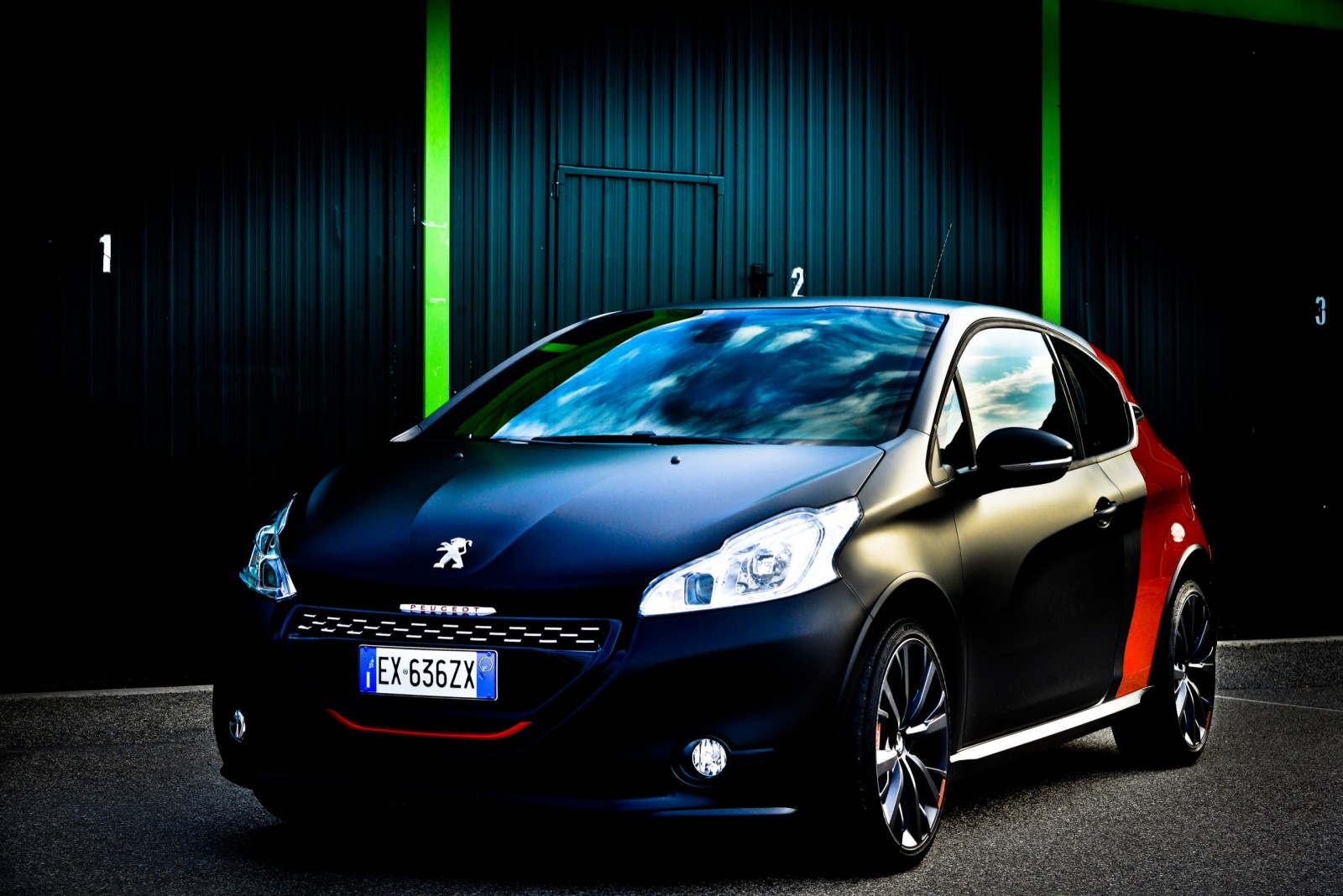 Peugeot208GTi30th ®lucaromano