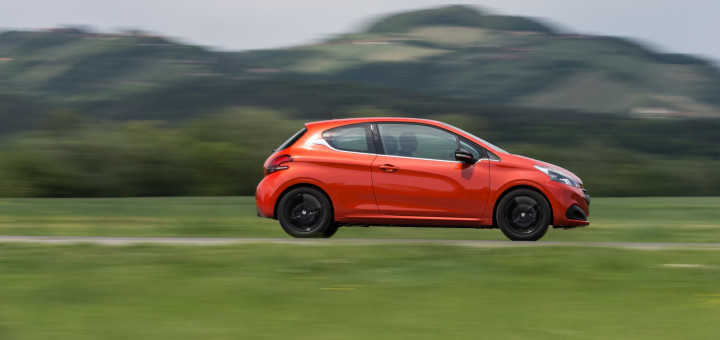 PEUGEOT 208 - In TV con drivelife del 13 giugno