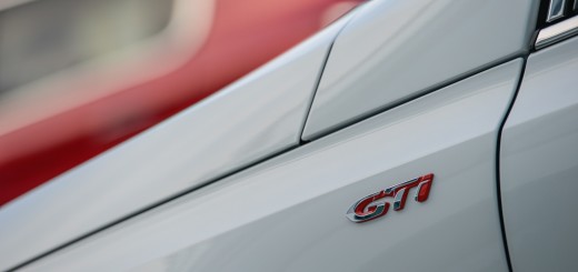 PEUGEOT 308 GTi