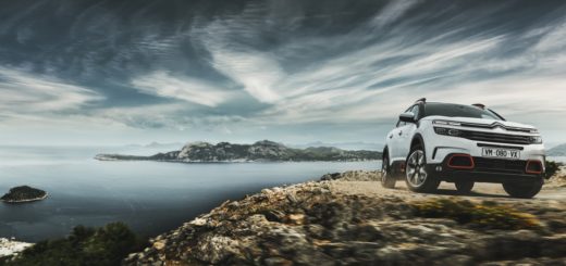 Copyright William Crozes @ Continental Productions - 2.6.inTv - CITROEN C5 AIRCROSS & CITROEN C3, TRIP SPERLONGA