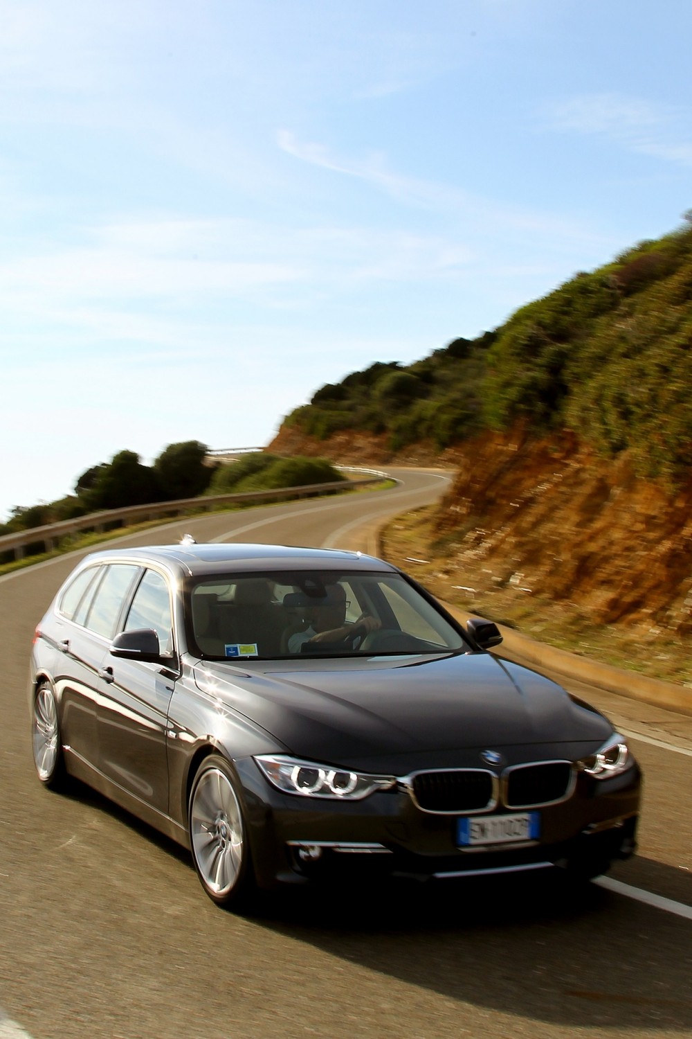BMW SERIE 3 TOURING @ drivelife magazine copy Orazio Truglio
