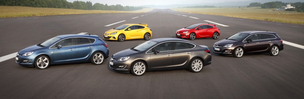 OPEL ASTRA 2013 @ drivelife.it