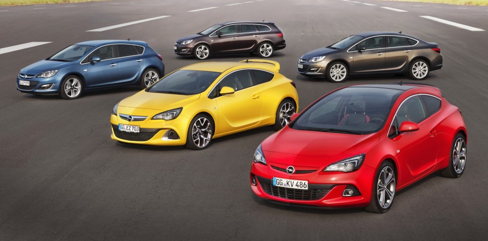 OPEL ASTRA 2013 @ drivelife.it