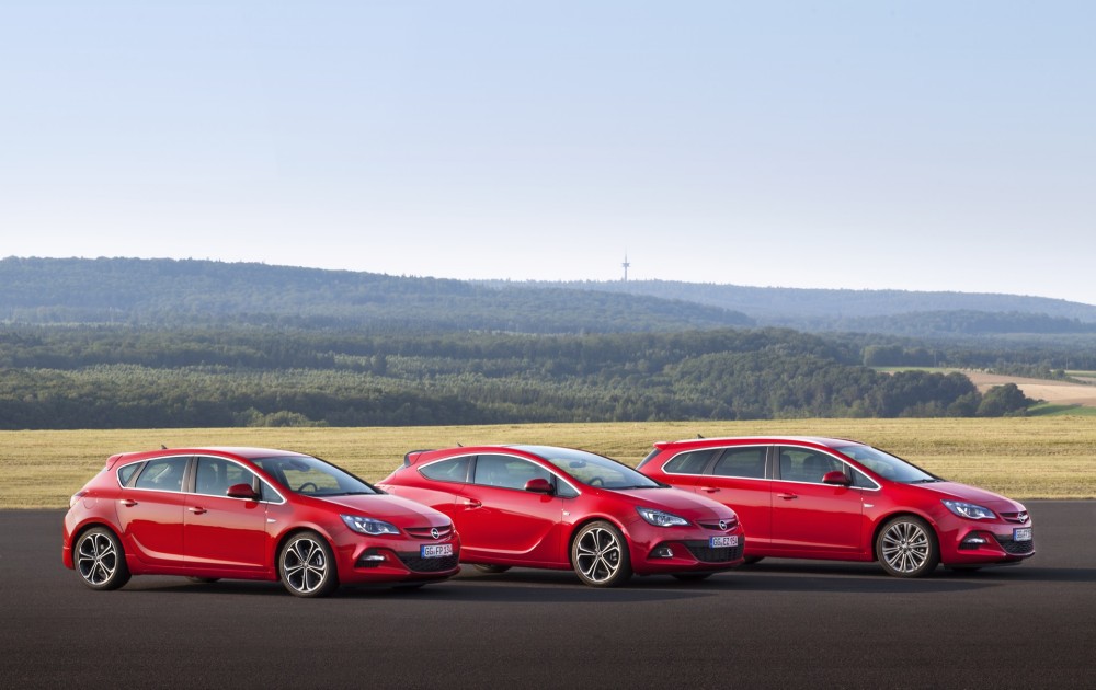 OPEL ASTRA 2013 @ drivelife.it