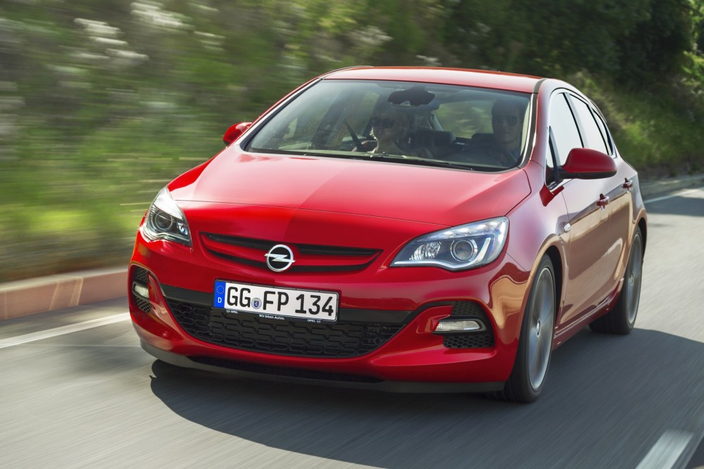 OPEL ASTRA 2013 @ drivelife.it