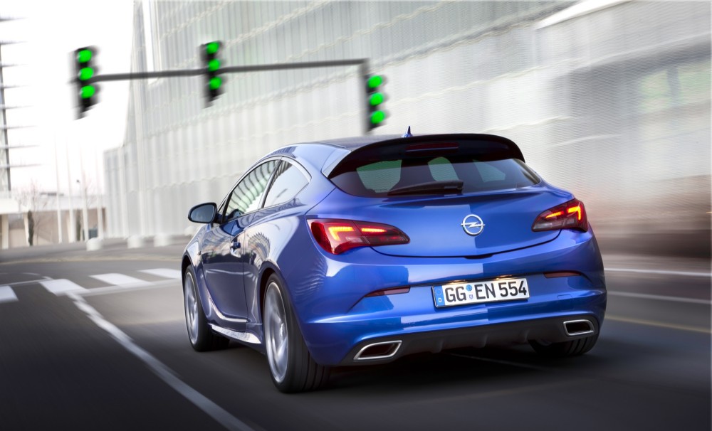 OPEL ASTRA 2013 @ drivelife.it