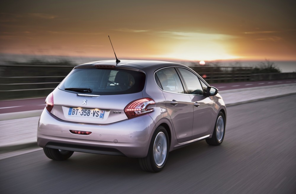 PEUGEOT 208 TESTandFUN @ drivelife magazine