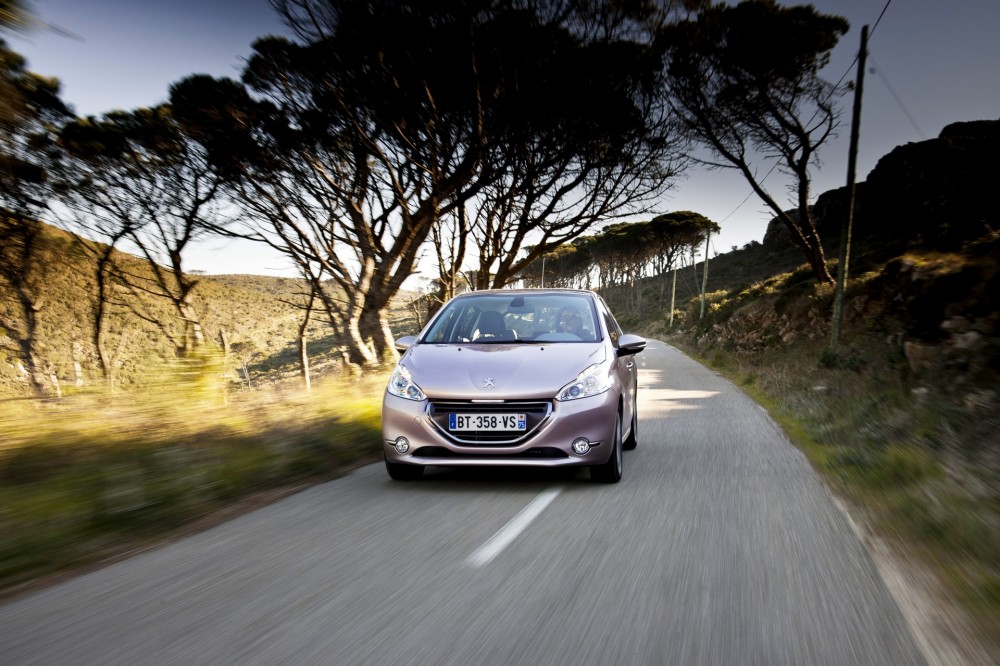 PEUGEOT 208 TESTandFUN @ drivelife magazine