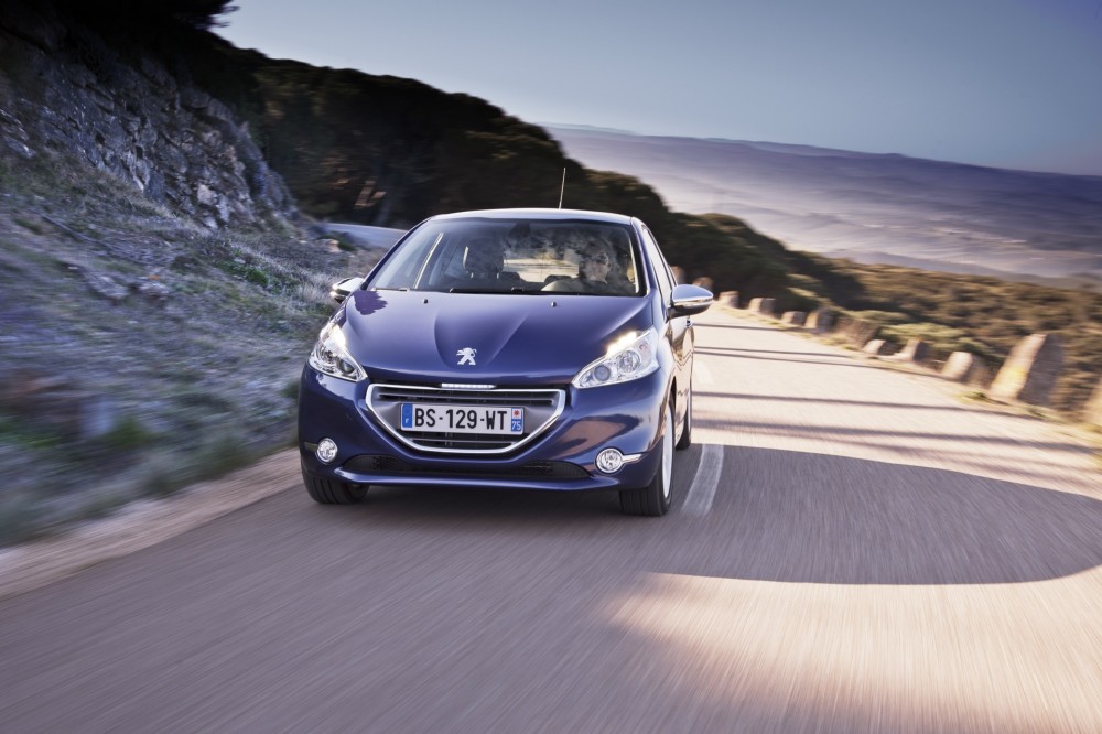 PEUGEOT 208 TESTandFUN @ drivelife magazine