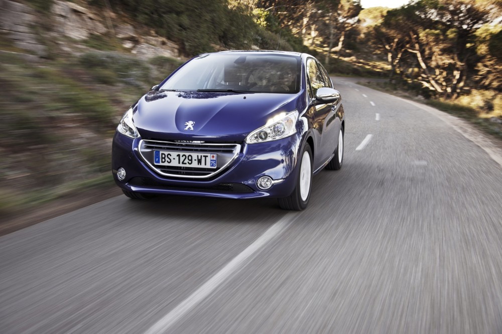 PEUGEOT 208 TESTandFUN @ drivelife magazine