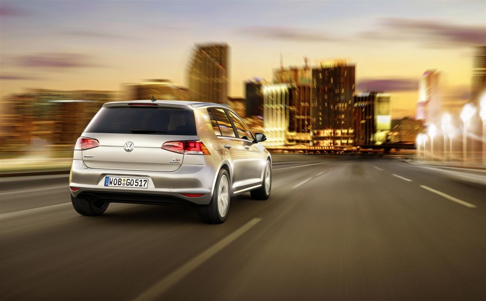 VOLKSWAGEN GOLF VII @ drivelife