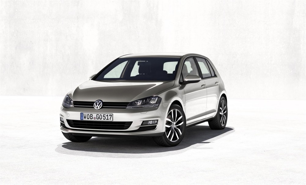 VOLKSWAGEN GOLF VII @ drivelife