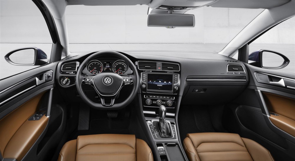 VOLKSWAGEN GOLF VII @ drivelife