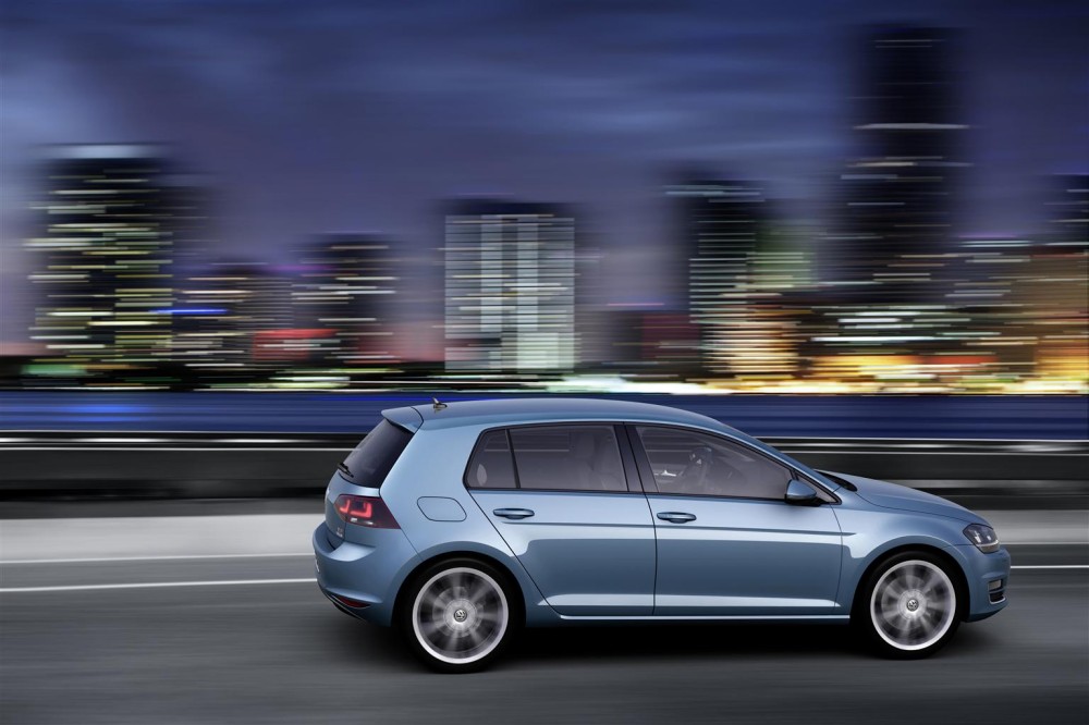 VOLKSWAGEN GOLF VII @ drivelife