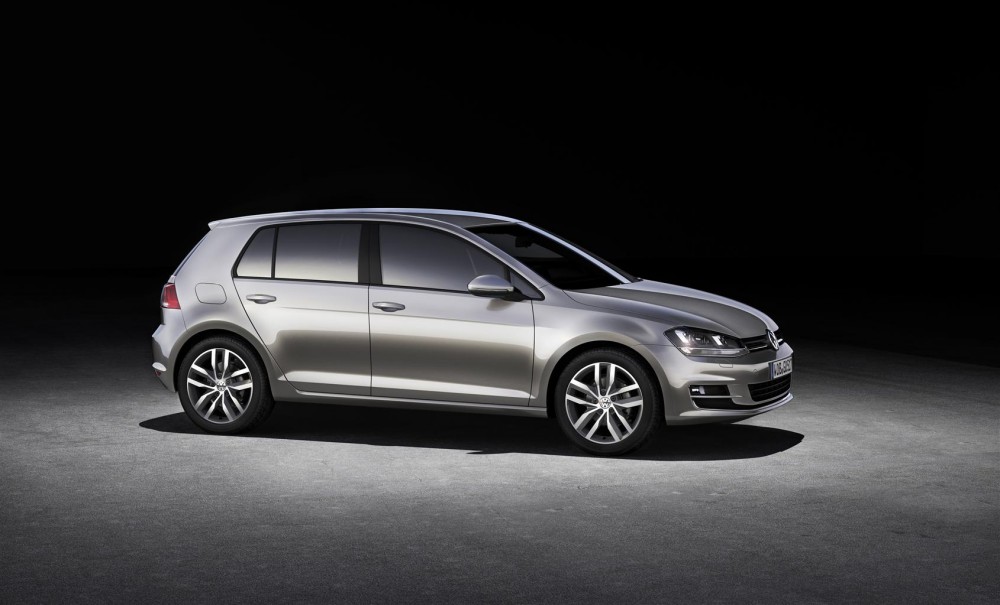 VOLKSWAGEN GOLF VII @ drivelife