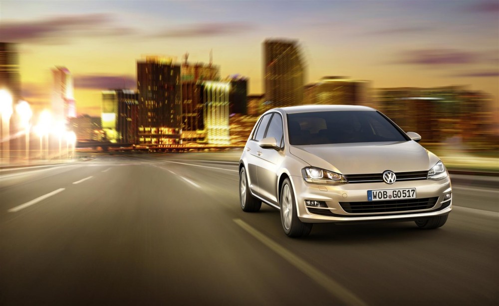 VOLKSWAGEN GOLF VII @ drivelife