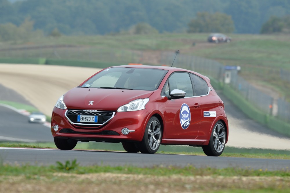 208 GTi DRIVE&FUN PEUGEOT