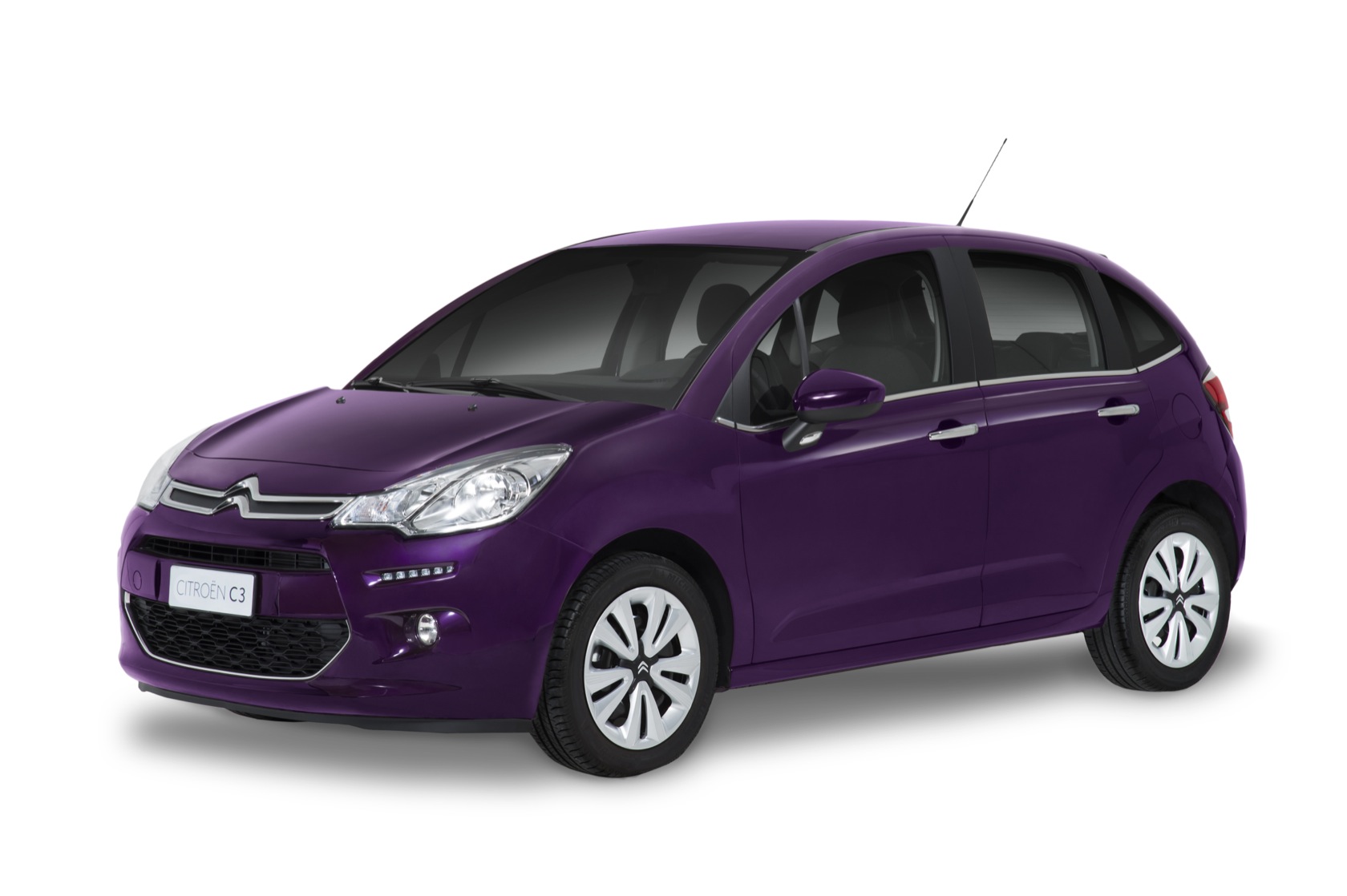 serie-speciale-citroen-c3-selection-per-un-2015-zen-untitled_catalog0008_16_r3