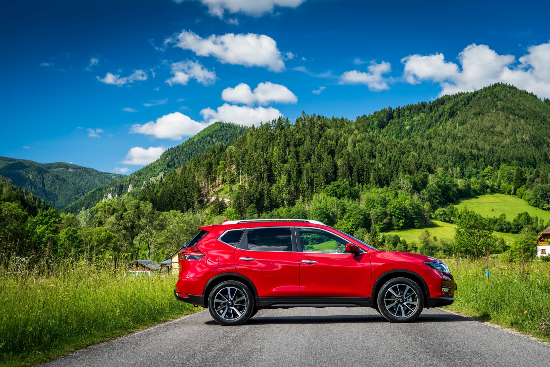 The new Nissan X-Trail: world’s best-selling SUV gets even better with higher-quality enhancements 