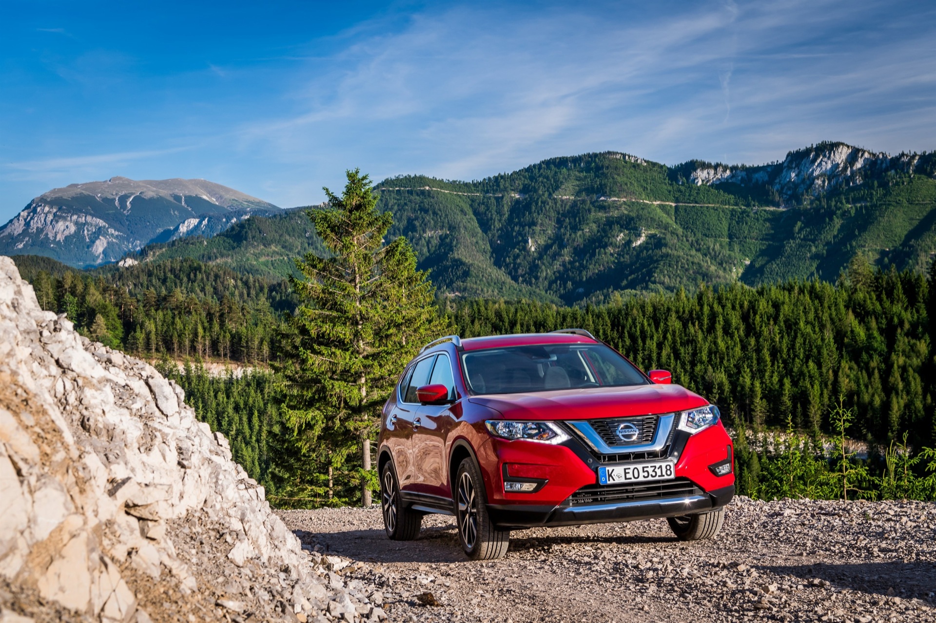 The new Nissan X-Trail: world’s best-selling SUV gets even better with higher-quality enhancements 