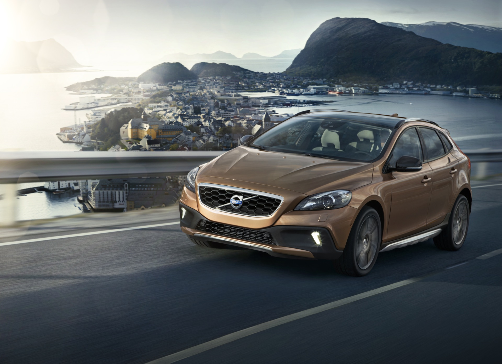 VOLVO V40 CROSS COUNTRY @drivelife.it magazine on line
