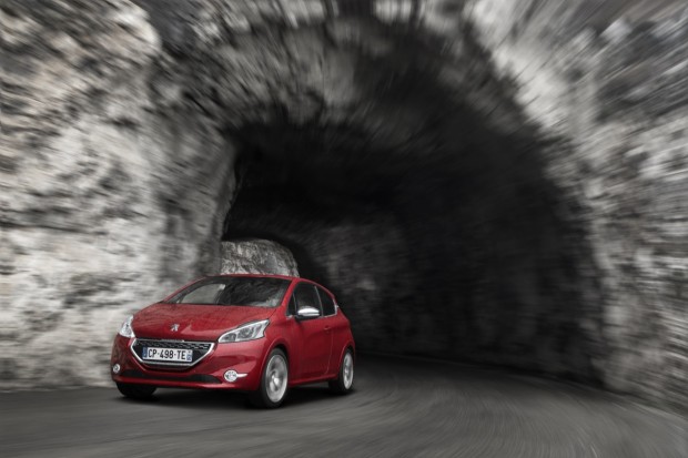 DRIVELIFE PEUGEOT 208GTi