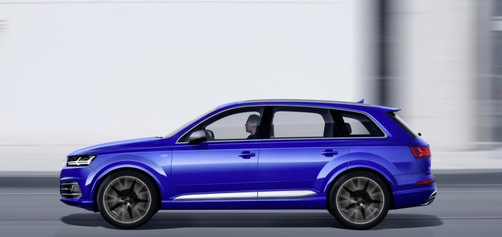 AUDI SQ7- Colour: Sepang Blue
