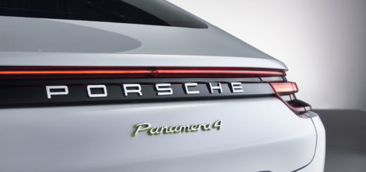 PORSCHE @ Salone Parigi 2016