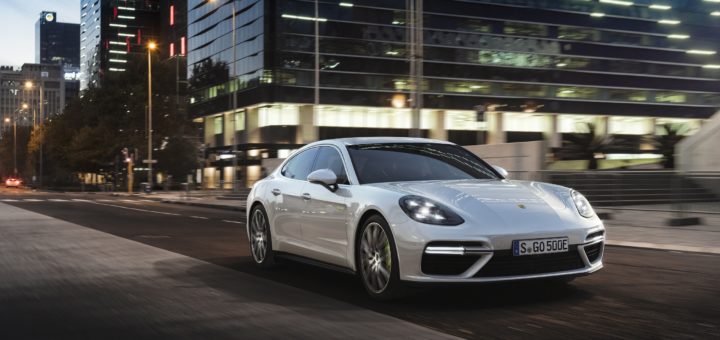 PORSCHE PANAMERA TURBO S E-HYBRID IN TV SU DRIVELIFE DEL 4 MARZO