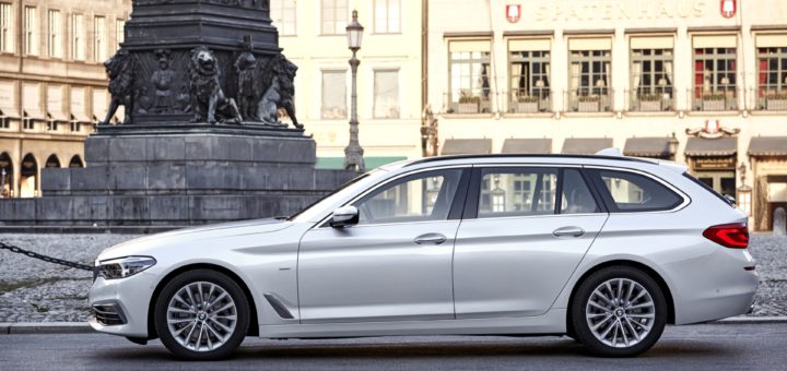 BMW SERIE 5 TOURING - IN TV 10 GIUGNO