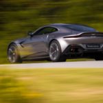 Aston Martin Vantage_Tungsten Silver_04 - 2.12. INTV
