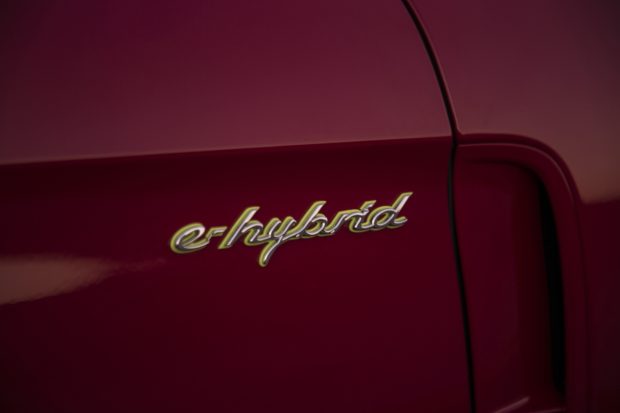 13.1.inTv - “Chissà cosa ne pensa Ferdinand” - #PORSCHE #Panamera Turbo S E-Hybrid Sport Turismo -